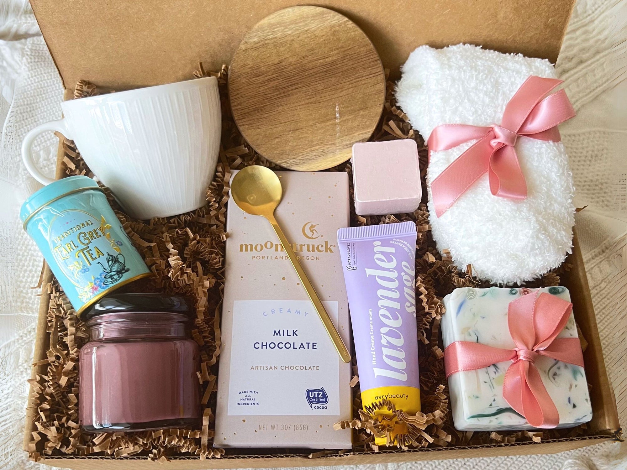 Ladies Gift Box | Gift for Mom, Sister, Mother-In-Law | Self Care Spa Gift Set for Her